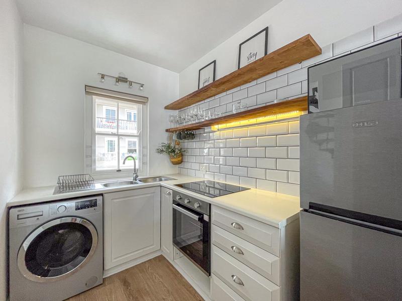 To Let 1 Bedroom Property for Rent in Beach Estate Western Cape